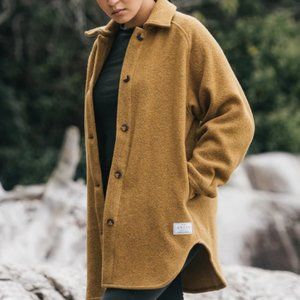 Anian Loft Coat in Gold, size S